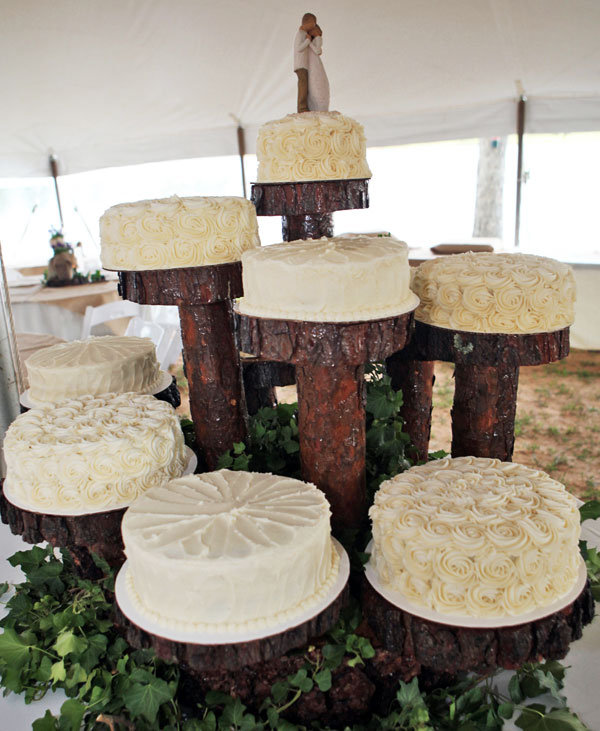 deconstructed wedding cake