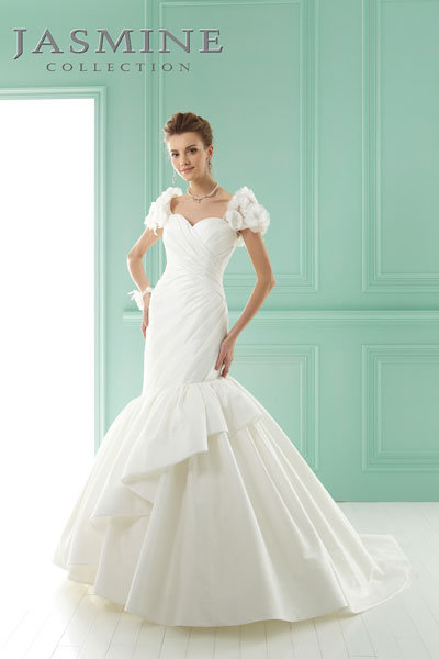 Spring Wedding Attire on Spring Wedding Dresses   Wedding Gowns   Wedding Planning  Ideas