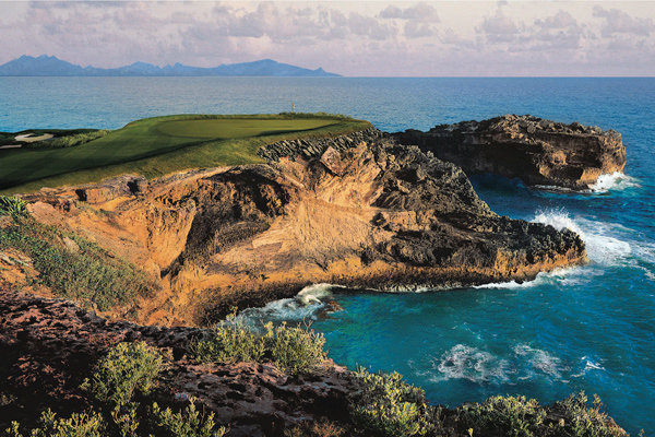 golf course in the dominican republic 