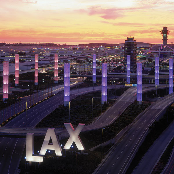 Day+rooms+lax+airport