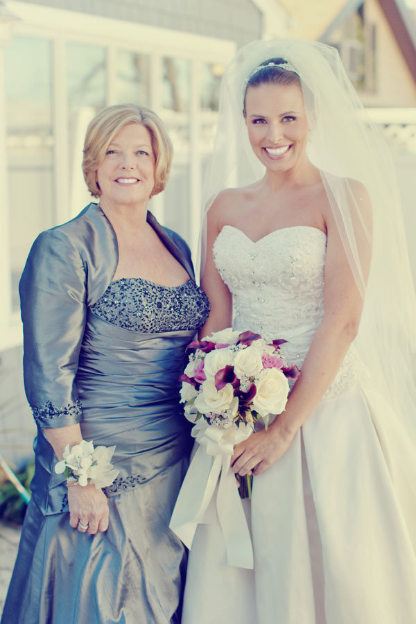 bride and mom