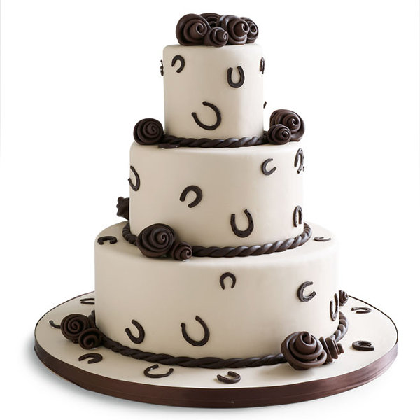 horseshoe wedding cake