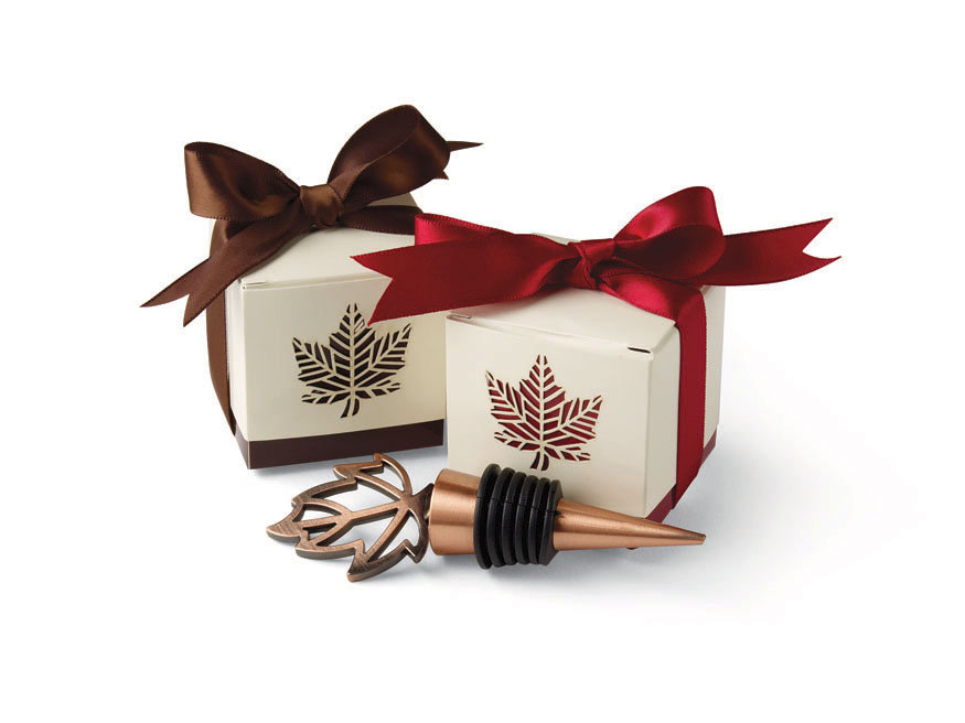 Leafmotif wedding favor boxes 25 for 24 and copperhued bottle stopper Leafmotif wedding favor boxes 25 for 24 and copperhued bottle stopper