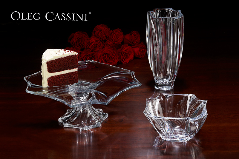 crystal cake holder by oleg cassini