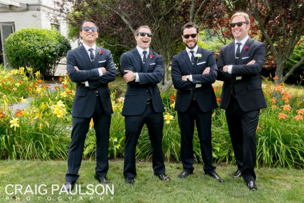 groomsmen wearing sun glasses