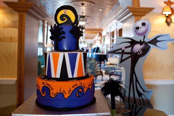 halloween wedding cake Photo Credit Jessica Frey Photography