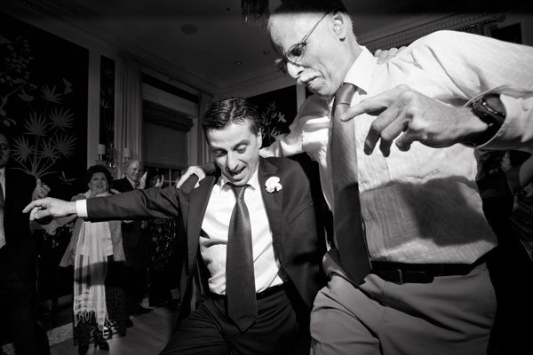 wedding guests dancing