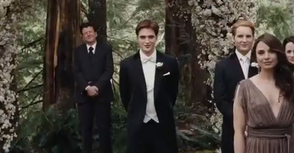 twilight wedding edward cullen Watch the official trailer here