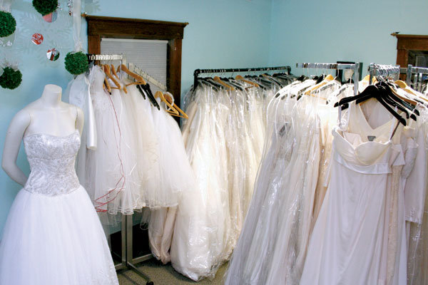 bridal gowns shops