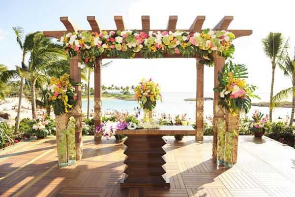 Here's how the fullydecorated ceremony site looked on stage