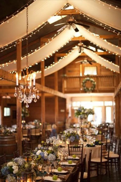 rustic barn wedding