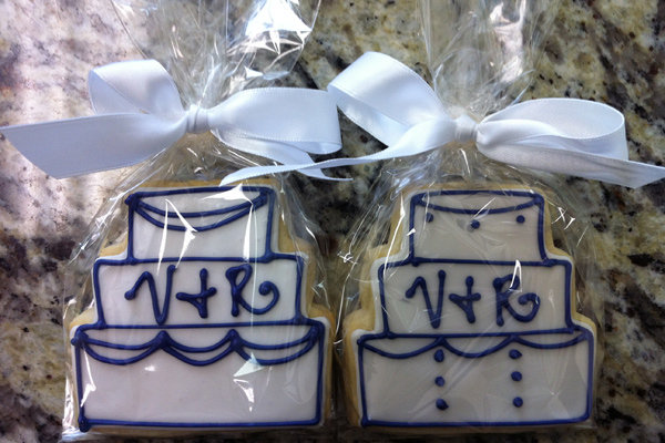 Monogram wedding cookies