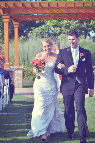 outdoor to indoor wedding wedding money saving tricks real brides