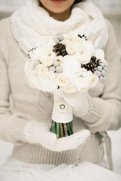 pinecone bouquet