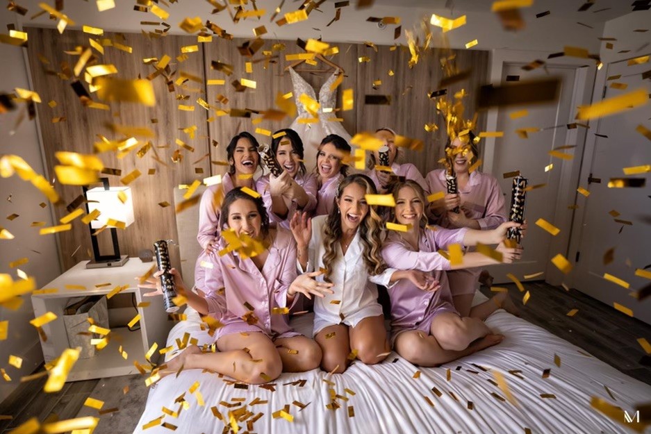wedding party with confetti