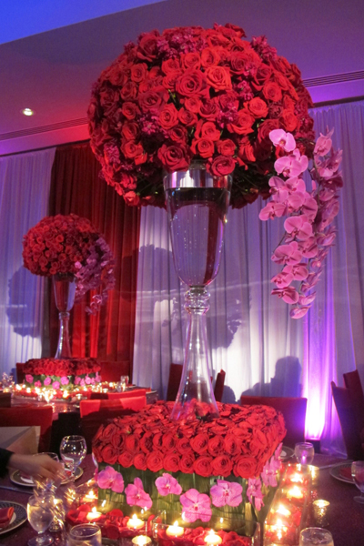 15 Unique Ways to Use Red Roses in Your Wedding | BridalGuide