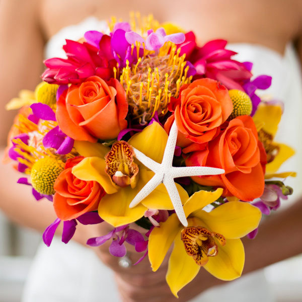 Beach wedding floweres
