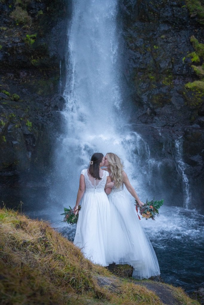 iceland elopement wedding