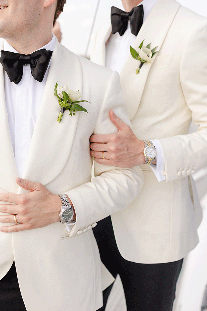 pantone cloud dancer wedding inspiration