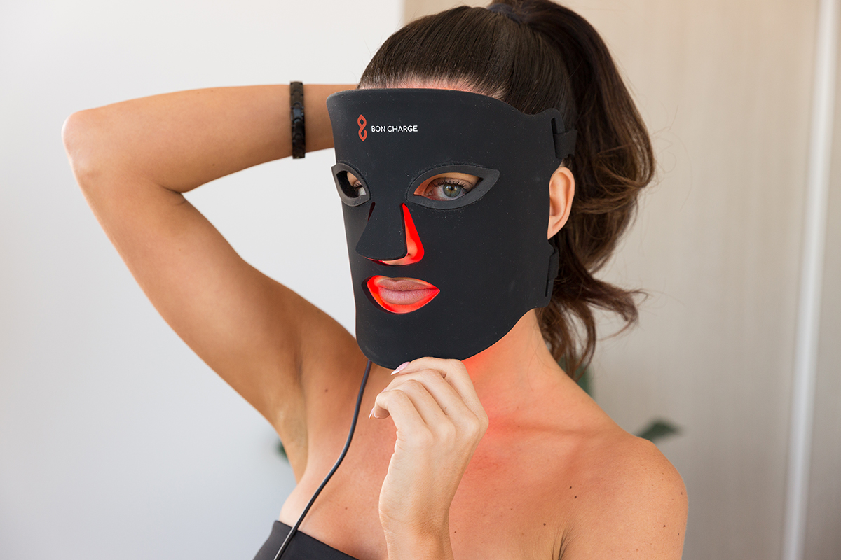 bon charge red light face mask