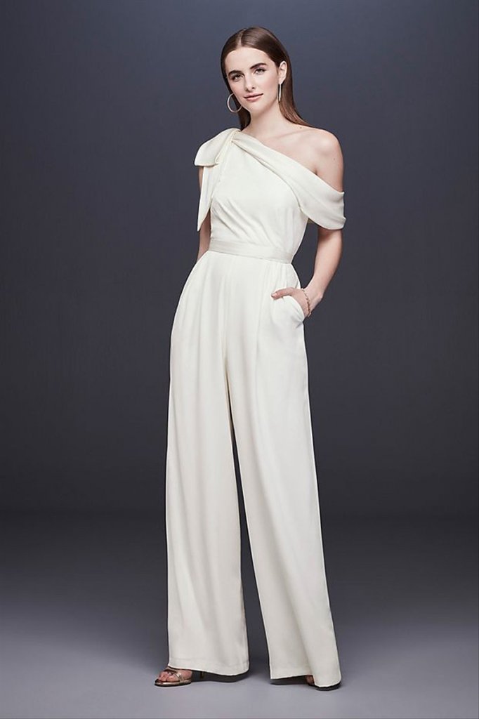 14 Chic and Sleek Looks for Your Minimony BridalGuide