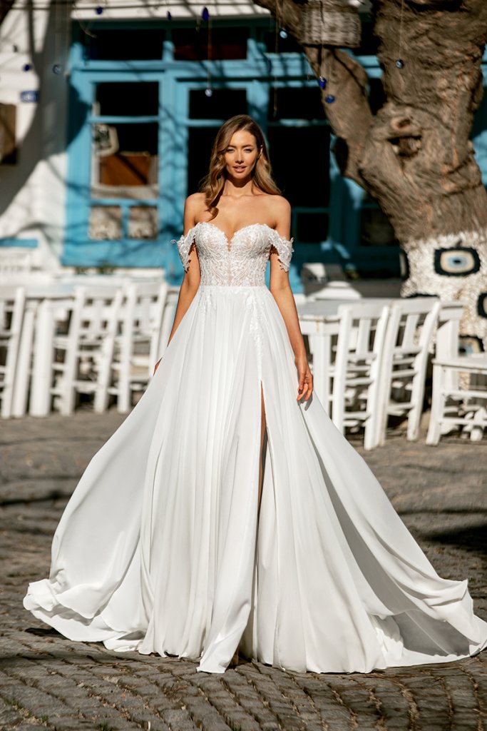 Wedding dress Monica buy cheap from Gabbiano
