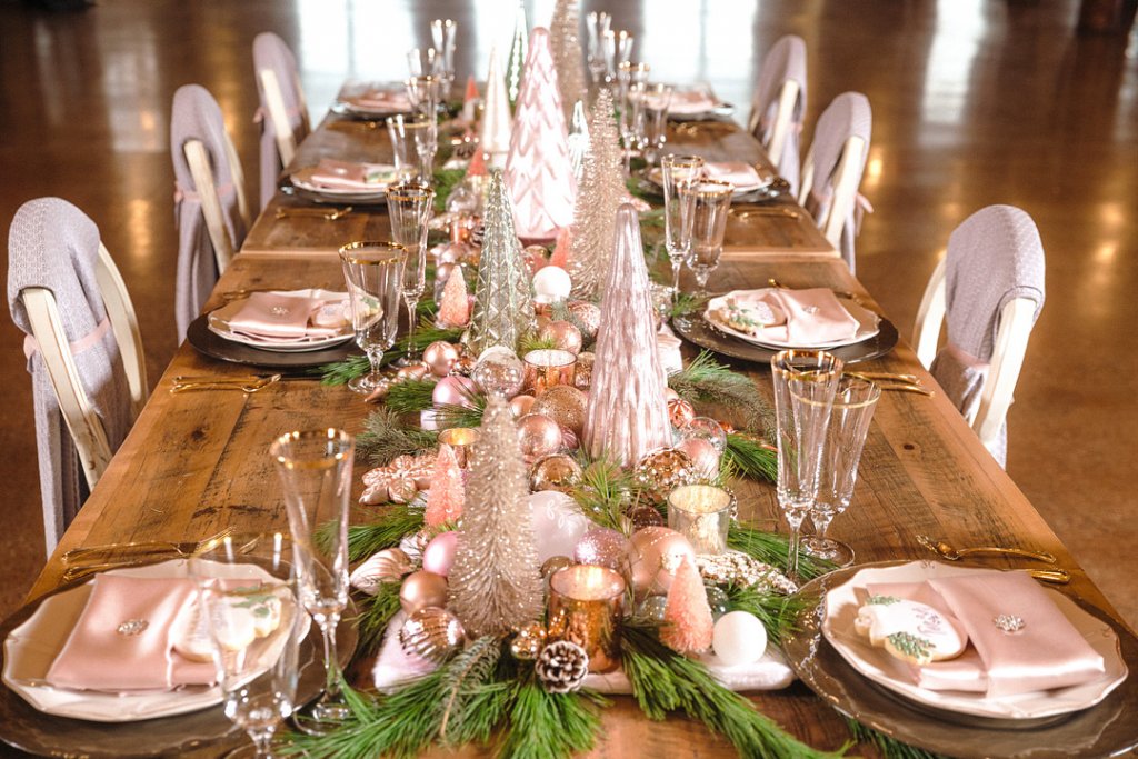 winter wedding reception decor