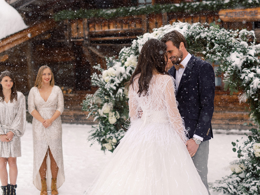 winter wedding bride and groom