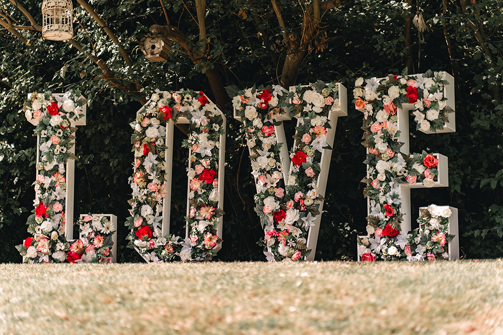 love sign at wedding