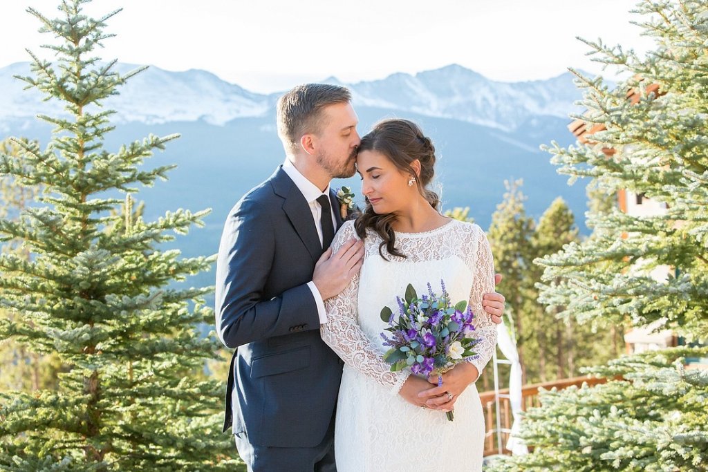 Bride and groom mountain wedding