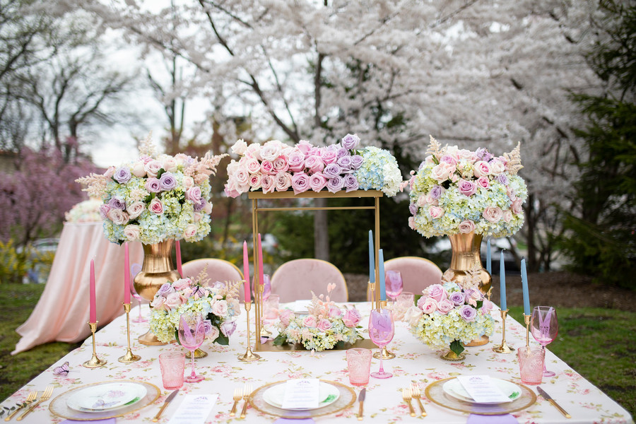 Pastel wedding centerpieces