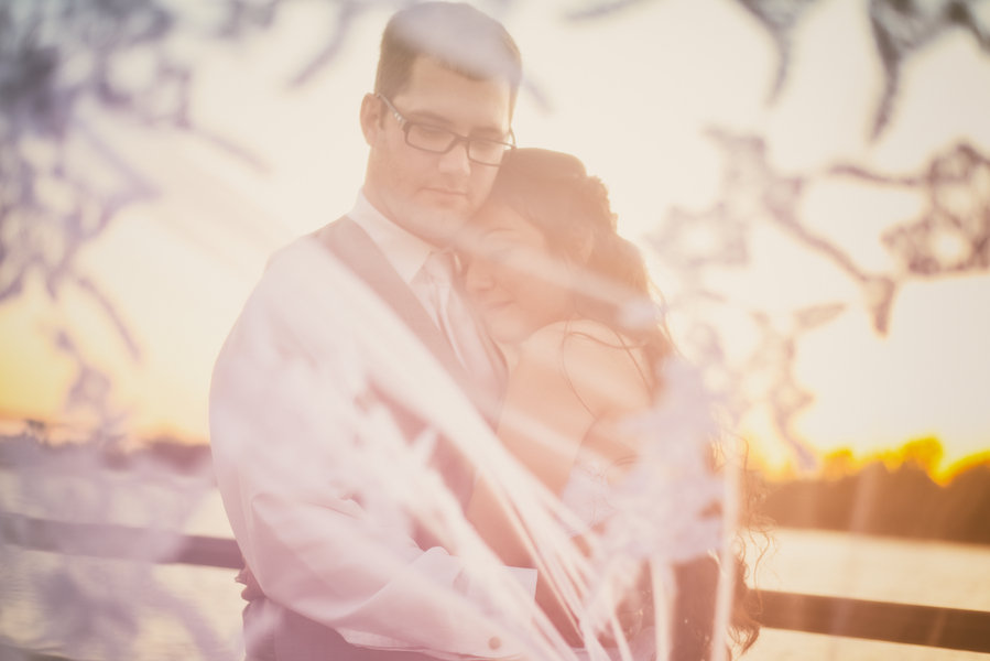 wedding picture bride and groom