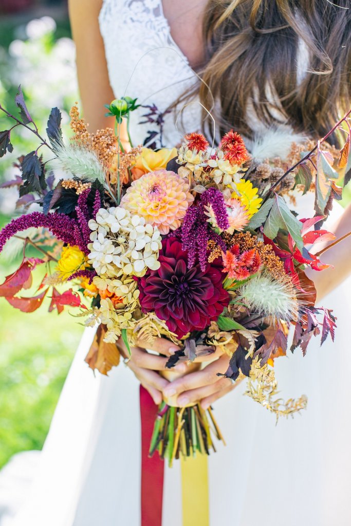 Fall bridal bouquet