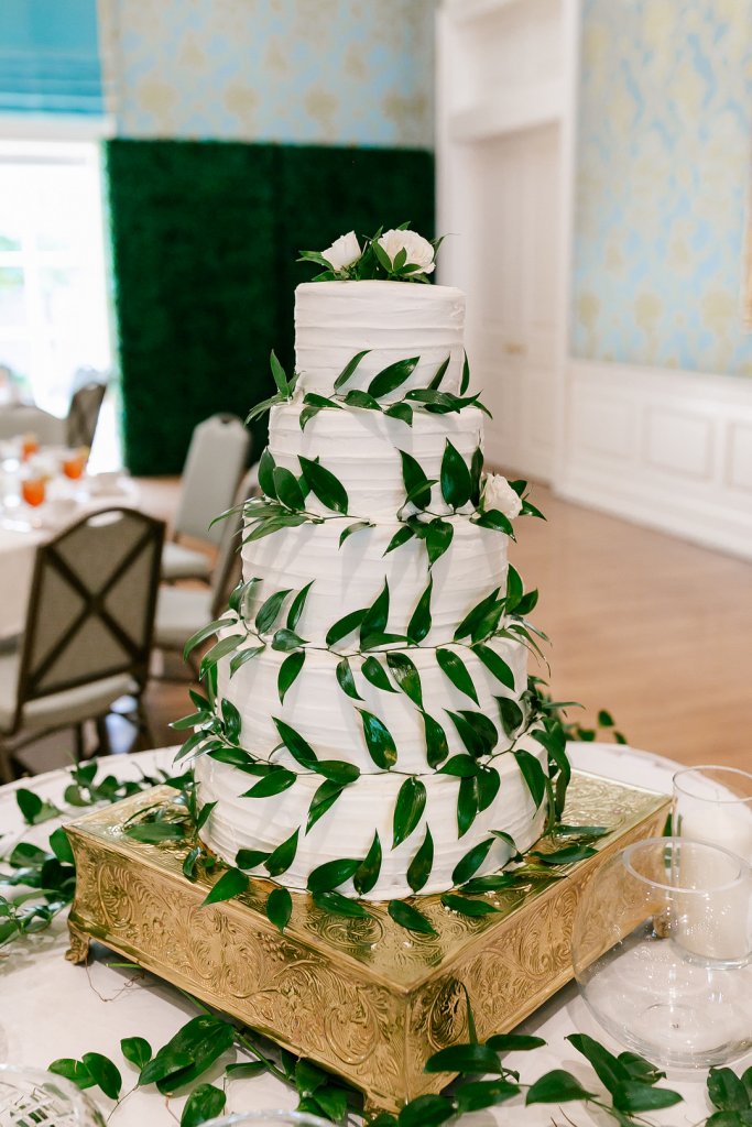 Wedding cake wrapped in vines