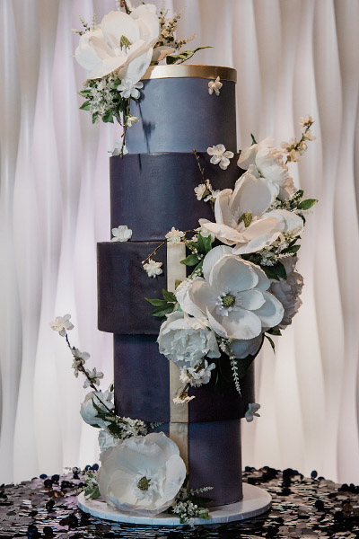 Modern wedding cake