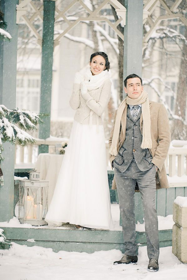 elegante traje de boda de invierno