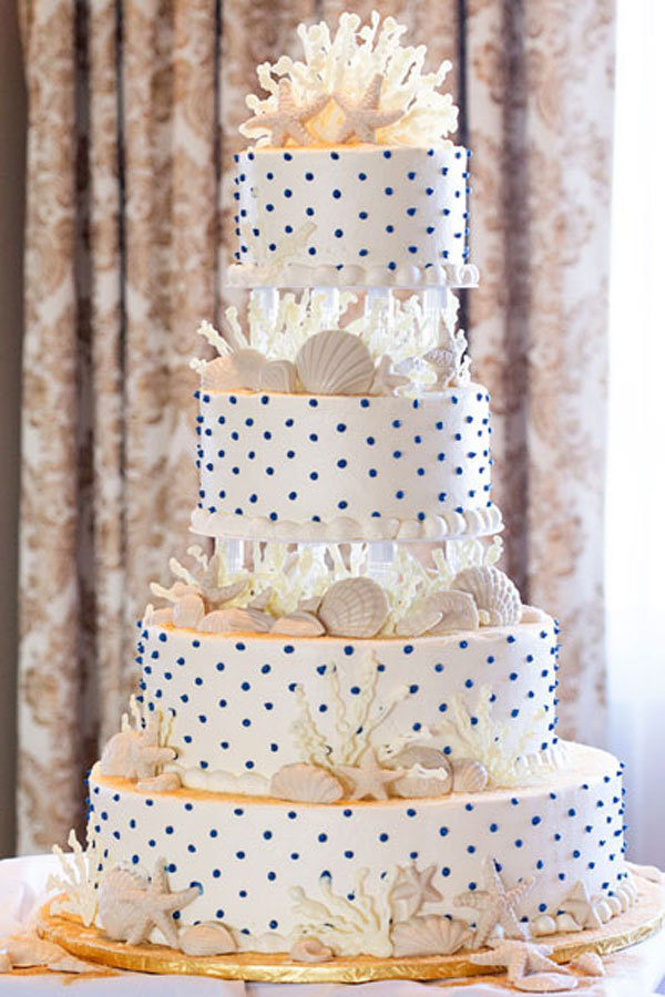 nautical-inspired cake