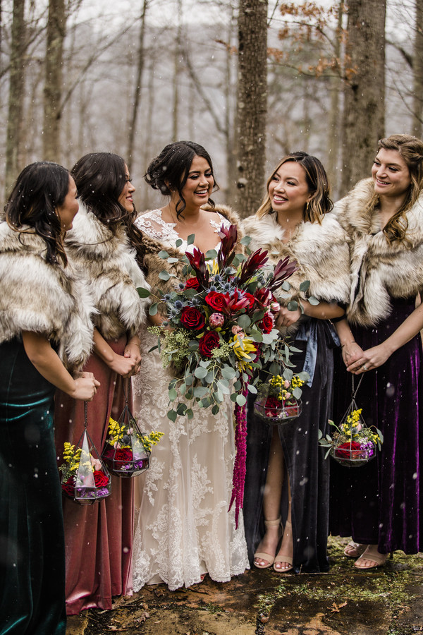 winter wedding bouquets