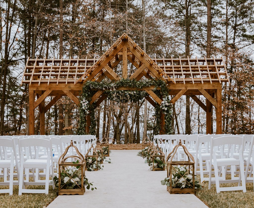 outdoor wedding ceremony