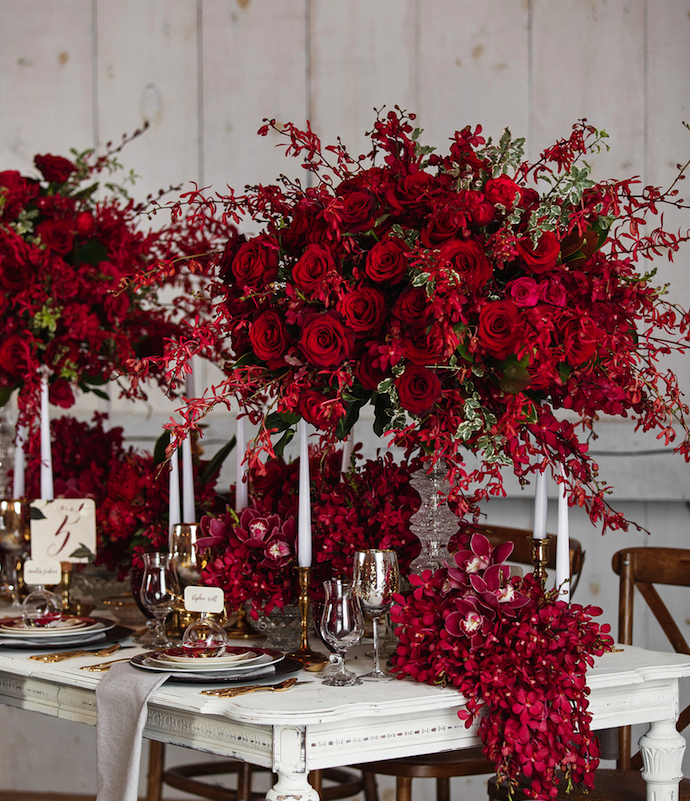 red rose reception decor