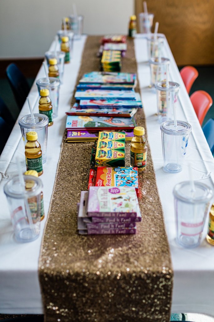 Kids table at wedding