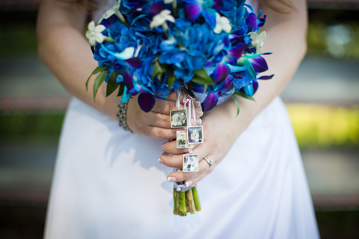 sentimental wedding bouquet