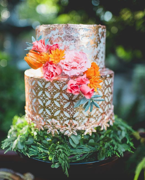 tropical glam cake