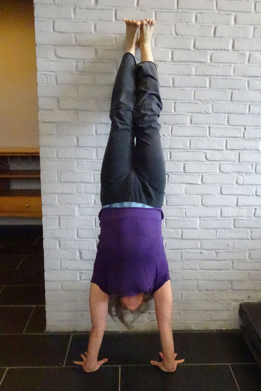 yoga handstand