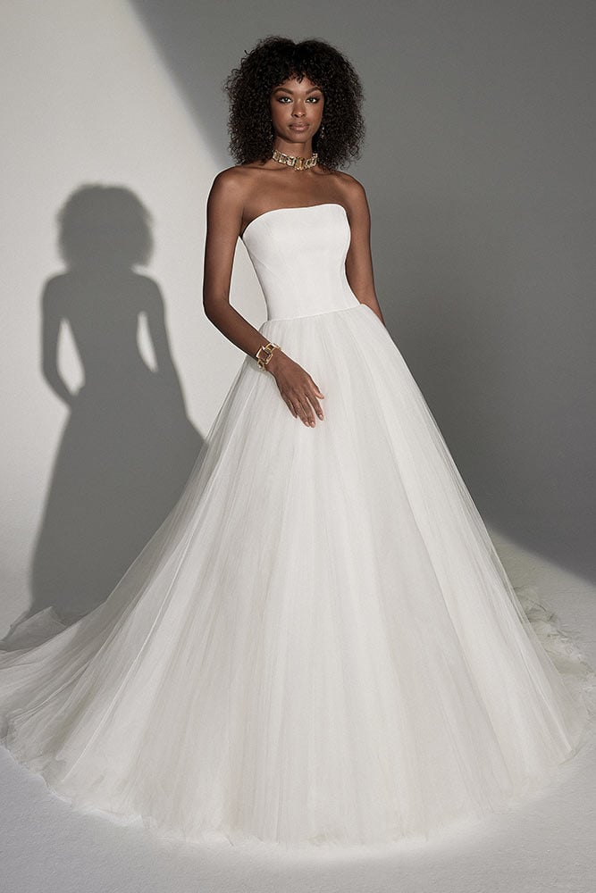 justin alexander signature wedding gown