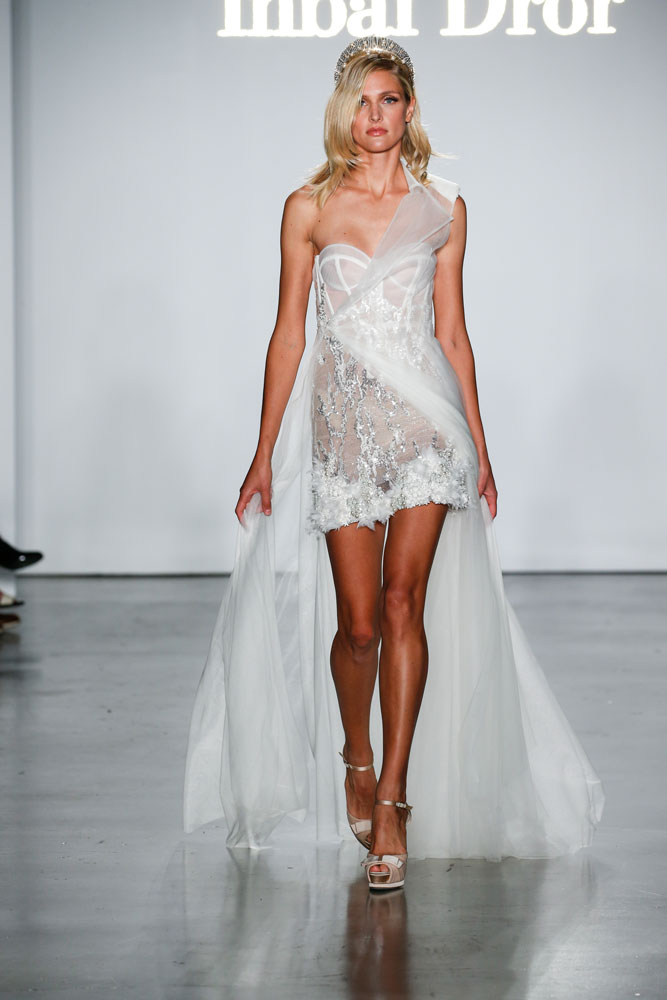 Wedding dress with feathers