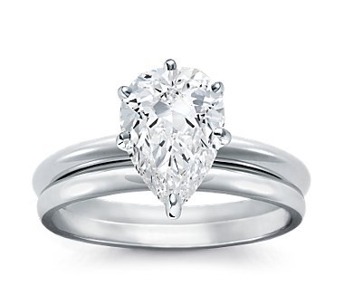 pear engagement ring
