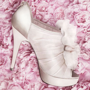 love by enzoani shoe