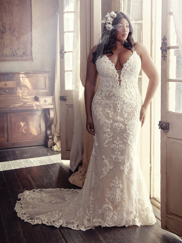 Plus size wedding gown