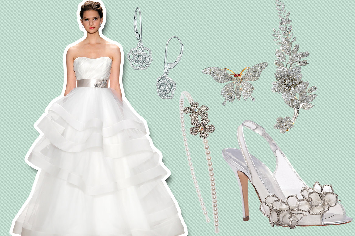 Find the Perfect Gown  Accessories  to Match Your Venue 